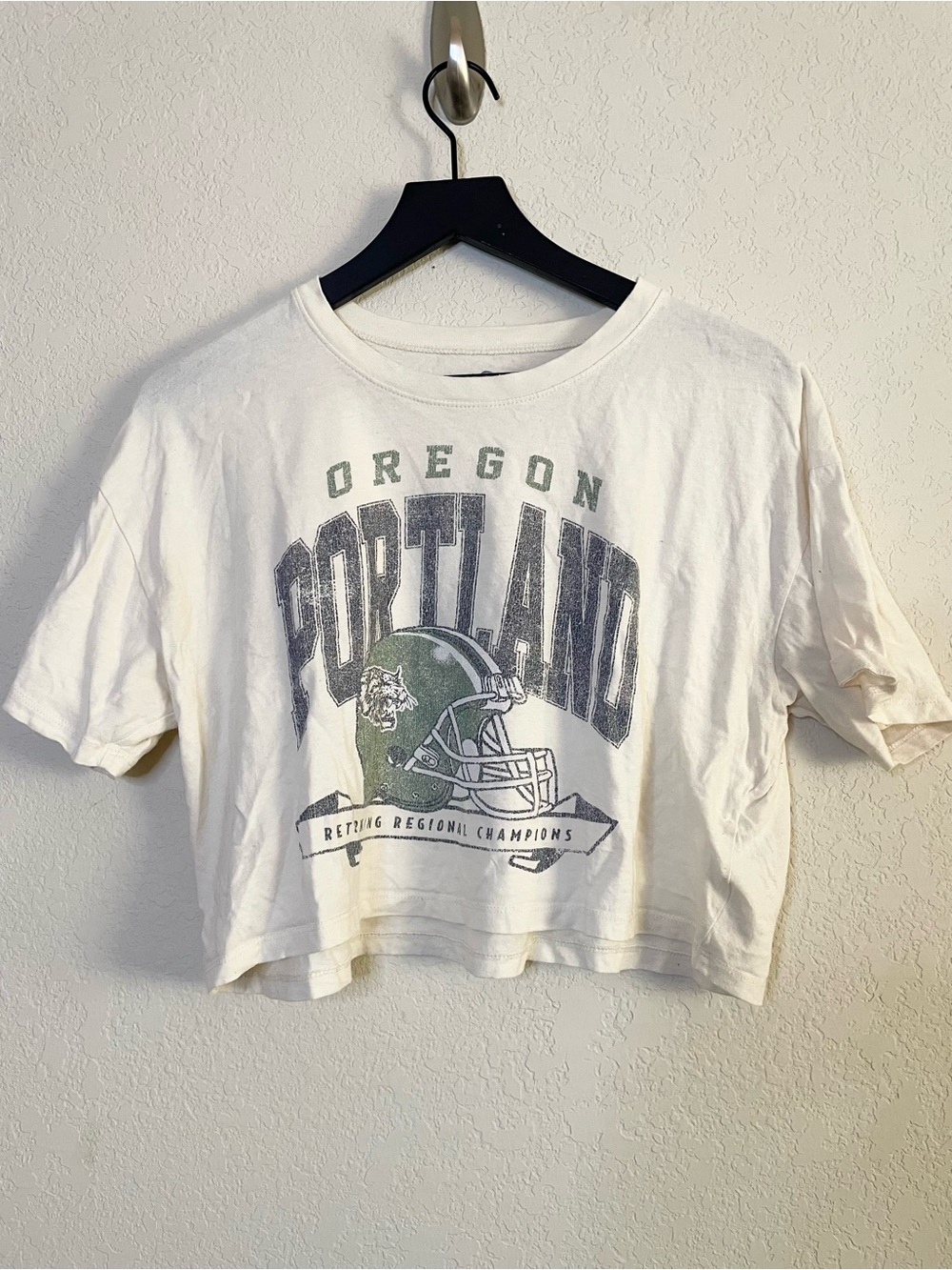 Hollister Oregon Portland Football Graphic Crop Tee